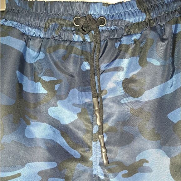 NWT Koral Camo Print Short double lined - Picture 11 of 12